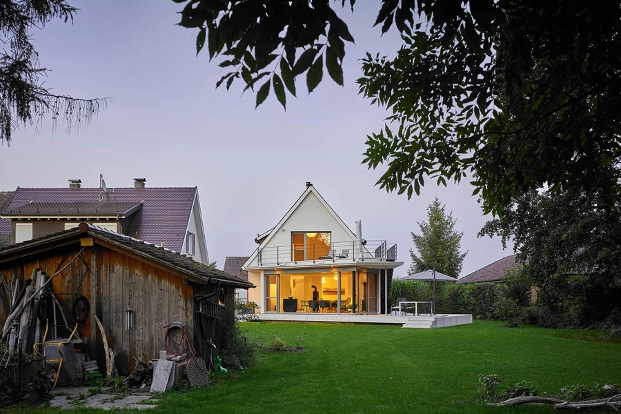 Einfamilienhaus am Bodensee, Baujahr 1930 (Umbau Wohnhaus S)