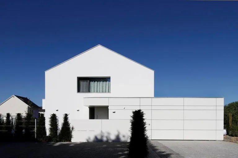 Einfamilienhaus mit Schwimmbad