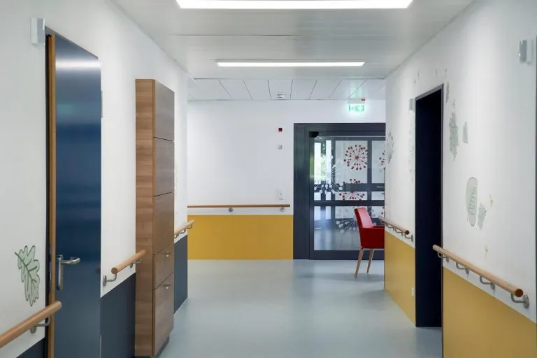 Stiftung Liebenau – Krankenstation für Menschen mit Mehrfachbehinderung, St. Lukas Klinik | Umbau Station – Ansicht 1