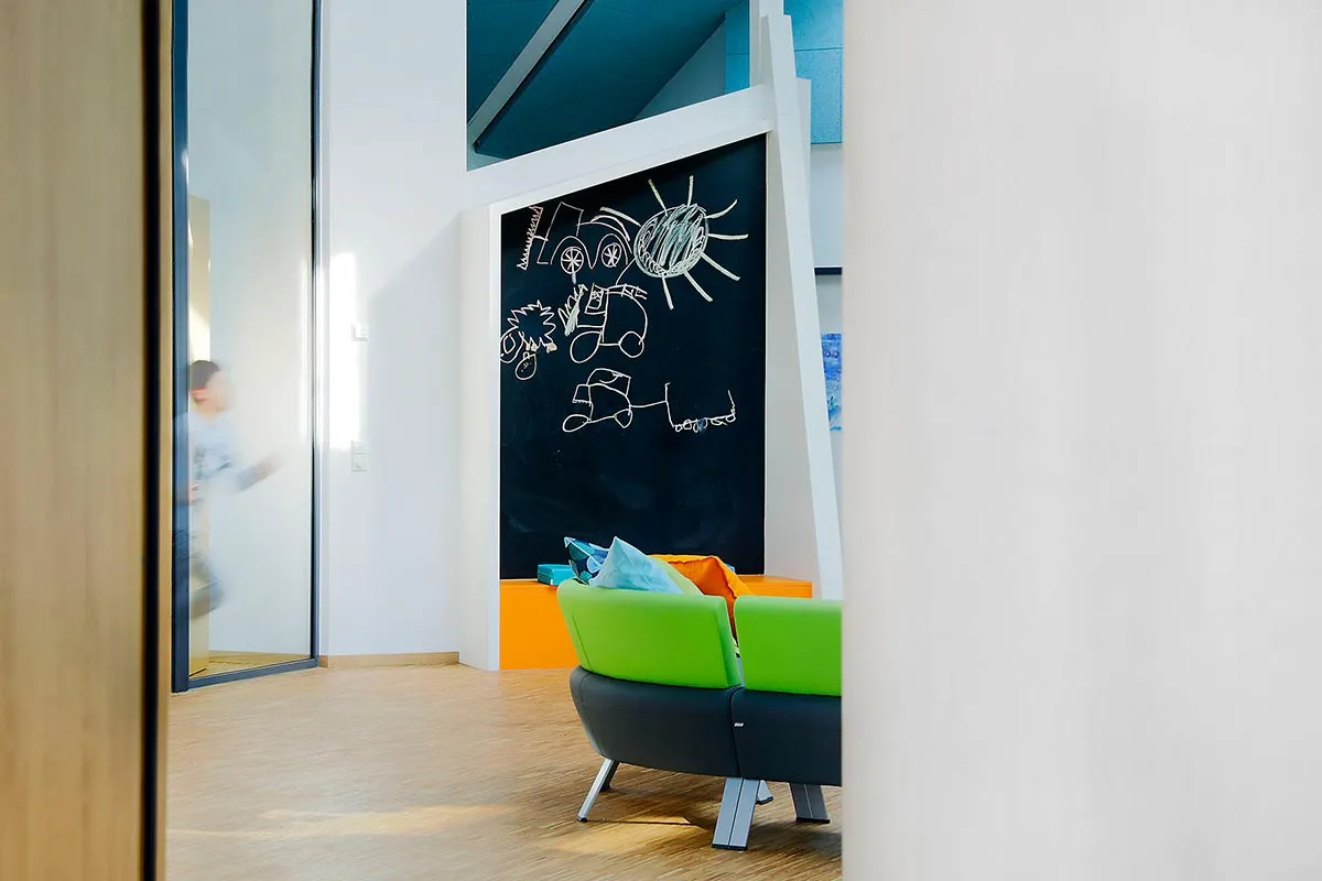 Stiftung Liebenau - Tagesklinik für Kinder- und Jugendpsychiatrie, St. Lukas Klinik | Umbau Klinikgebäude - Ansicht 12
