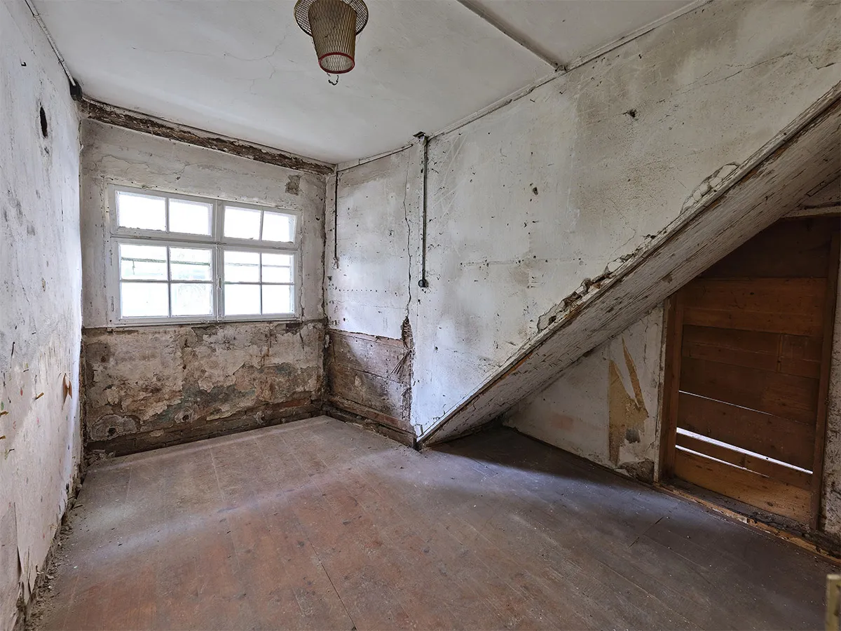 Denkmalsanierung Wohnhaus von 1530 - Ansicht 25, vorher