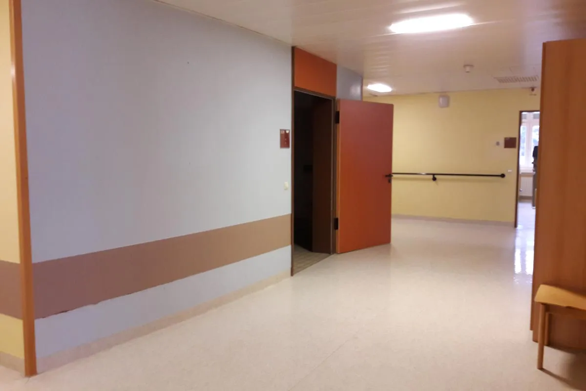 Stiftung Liebenau - Krankenstation für Menschen mit Mehrfachbehinderung, St. Lukas Klinik | Umbau Station - Ansicht 7, vorher